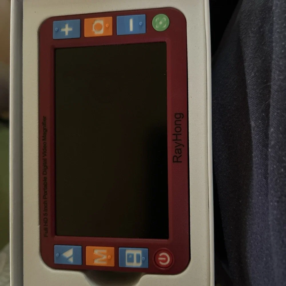 Portable Digital Video Magnifier